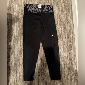 Nike Pro Legging, size Small